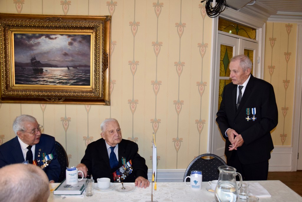 Tampereen Raja- ja Merivartiokillan kiitoksen mahdollisuudesta osallistua historiallisen tapahtuman järjestelyihin toi puheenjohtaja Jorma Karvinen.